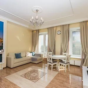 Apartment Near Novodevichiy, Saint Petersburg